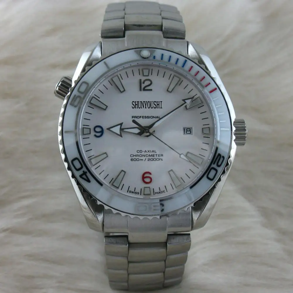 

WG06997 Mens Watches Top Brand Runway Luxury European Design Automatic Mechanical Watch