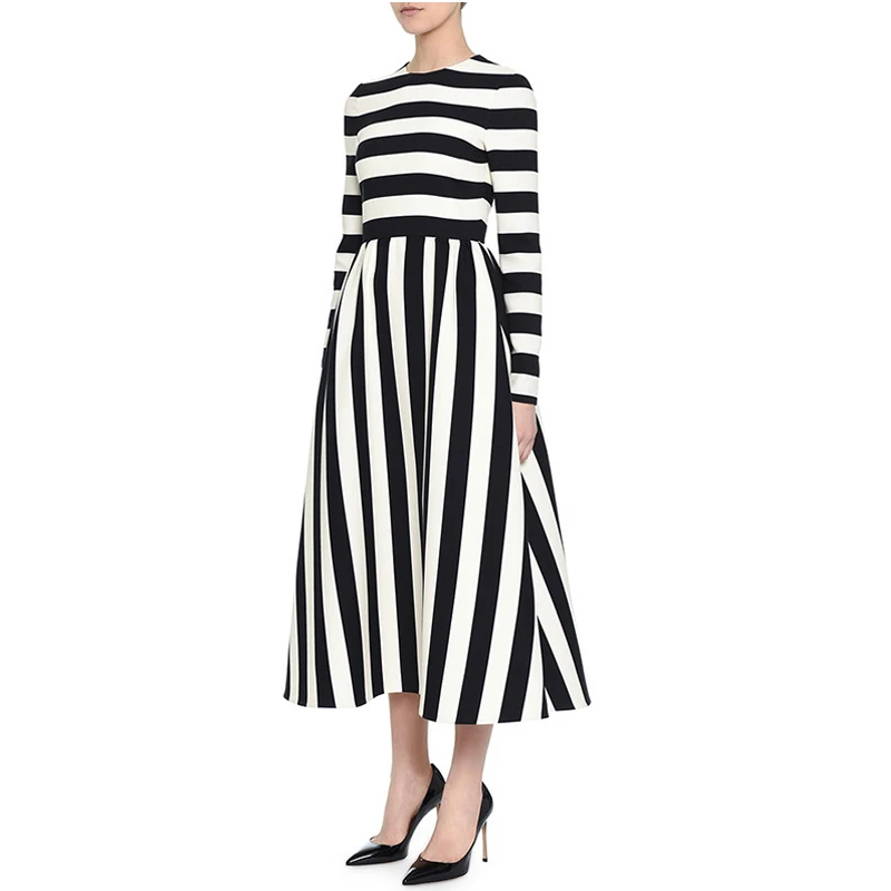 

European Style Autumn Winter Women's Long Sleeved Black And White Striped Dress O-Neck Knitted Casual Dresses M L XL XXL SQ0046