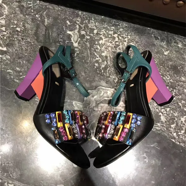 

2018 New Summer Shoes Woman Sandals Designer Leather Sandals String Beads Woman Slides Ankle Strap High Heel Woman Shoes Sandals