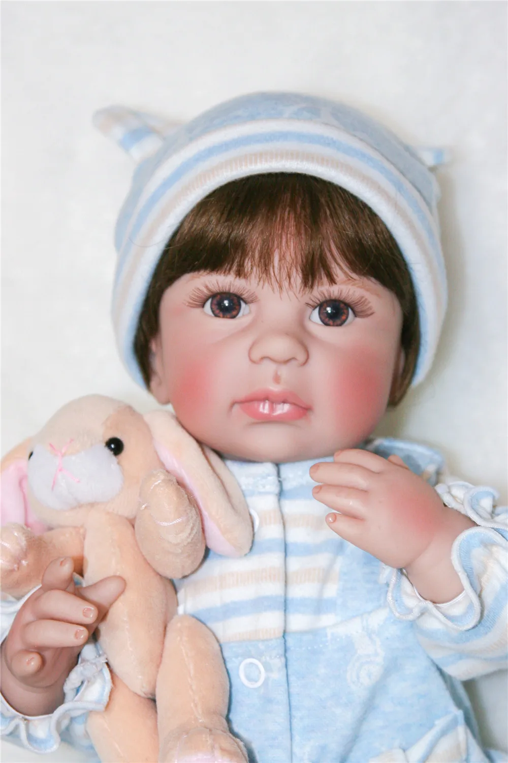 

41cm real full silicone reborn baby dolls brown eyes soft body with dog plush doll gift bebe reborn bonecas toys for children