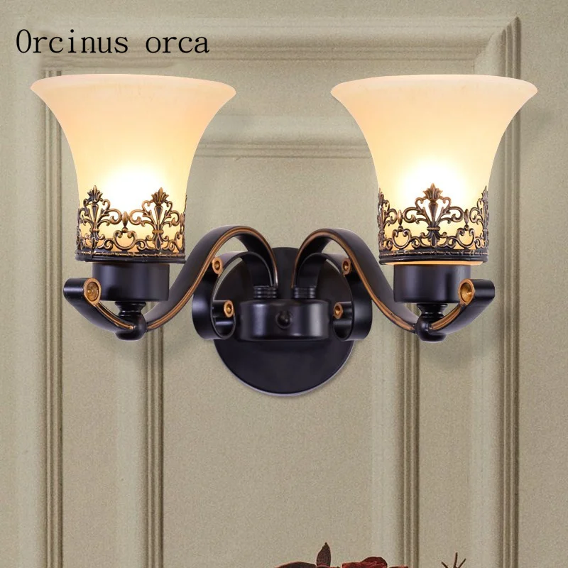 

European style retro simple wall lamp living room bedroom dining room wall decoration lamp American Creative iron wall lamp