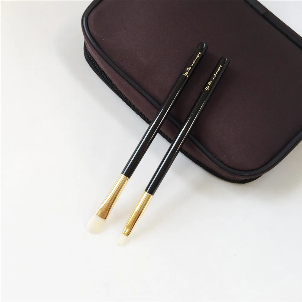 yani TF-SERIES SHADOWCONCEALER BRUSH & Lip Brush _ 1