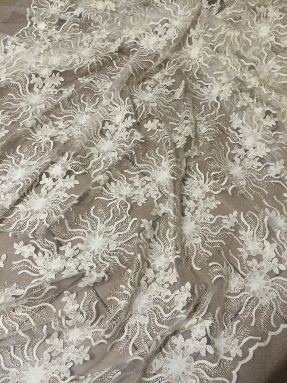 

Z-han32564 African French Net Lace Materials Embroidered Nigerian Tulle Lace Fabric High Quality For Wedding Party Dresses
