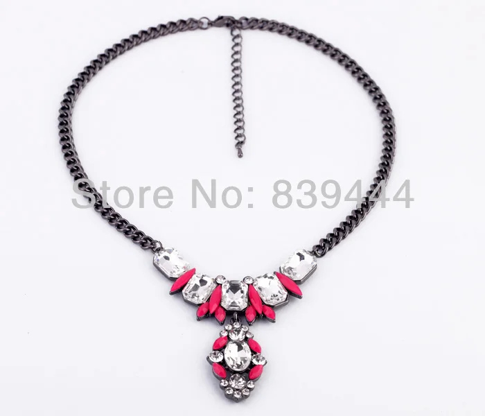

Fashion Jewelry Antique Gold Color Fresh Crystal Necklace