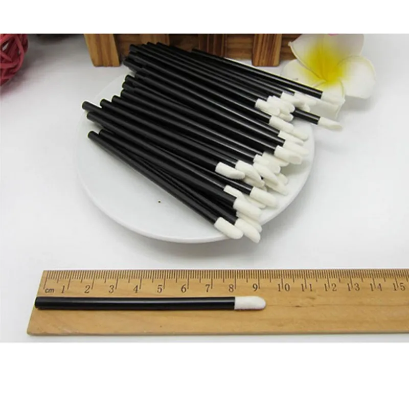 New 100pcslot Professional Disposable Lip Lipstick Gloss Wands Brush Applicator soft Makeup Brushes Tool Easy Travel Kit (10)