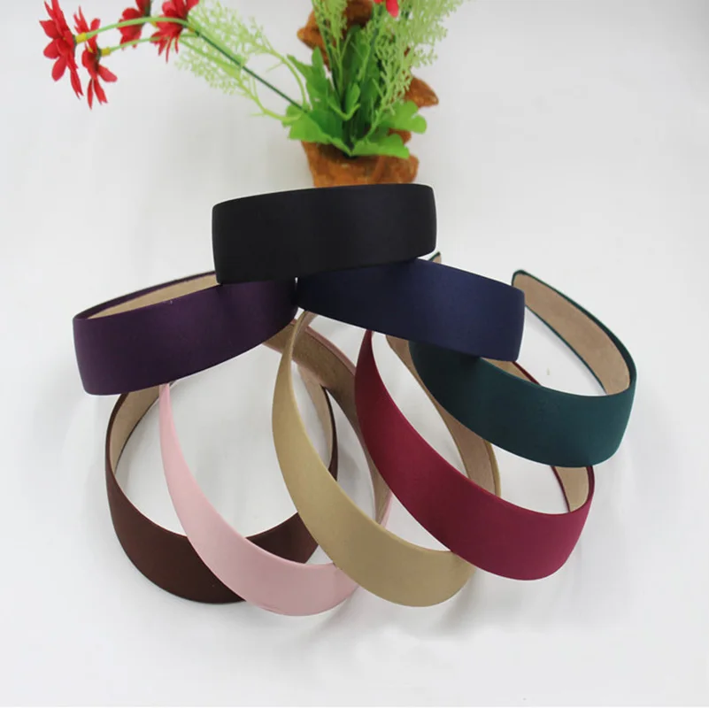 10PCS 3.0cm Assorted Colors 1.15" satin fabric covered plain plastic