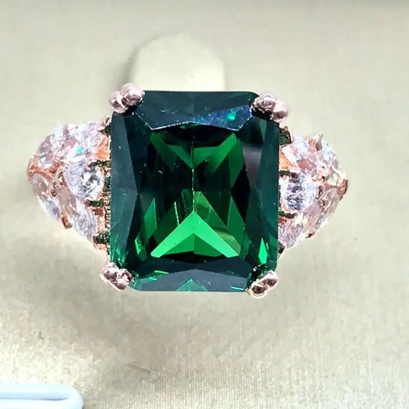

Pure Silver 4 Carat Rose Gold Luxury Square Diamant Emerald Women Engagement Jewelry (LMYS)