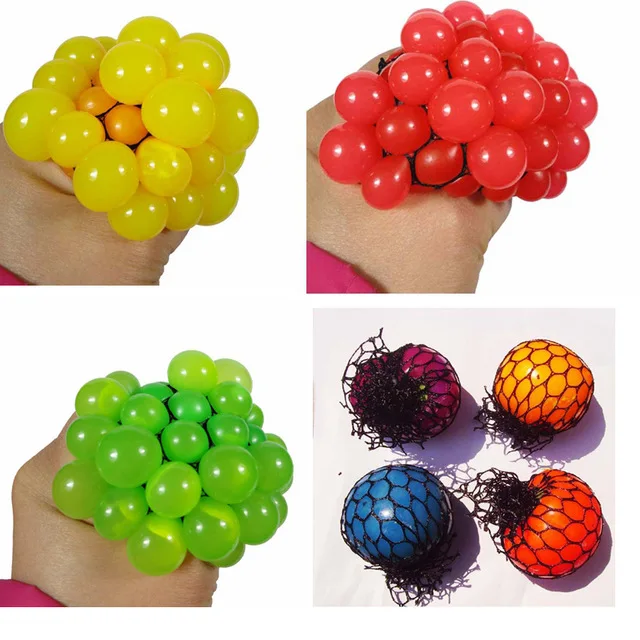 

1pc Stress Ball Release Pressure Novelty Squeeze Hand Wrist Exercise Antistress Grape Shape for Children Adult Rubber Ball baby