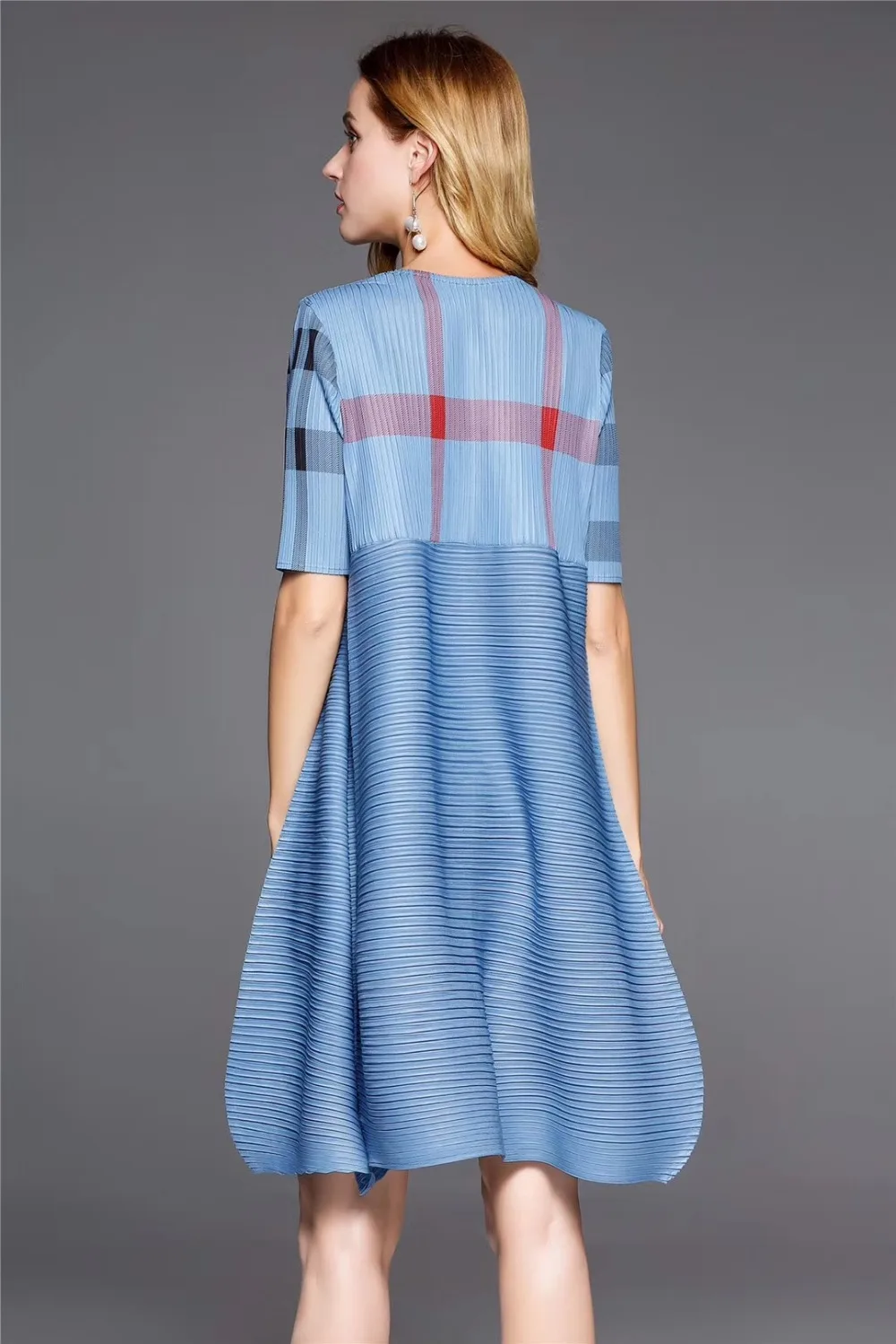 Miyake модное леопардовое платье трапециевидной формы с короткими рукавами и круглым вырезом