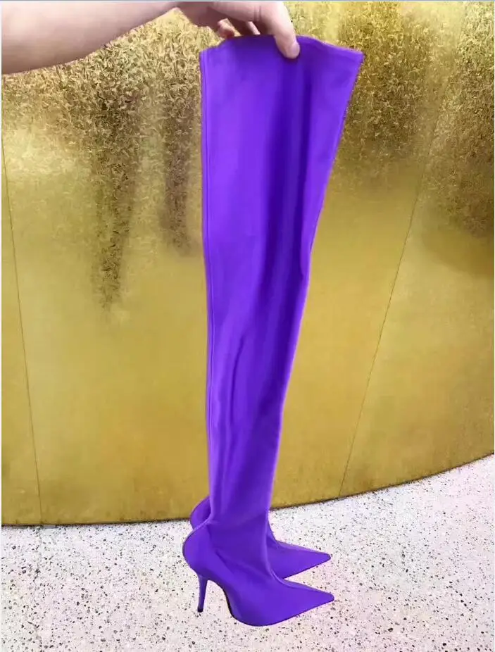 Новые эластичные высокие сапоги до бедра женская обувь на тонком высоком каблуке с острым носком пикантные Женские Сапоги выше колена розового, фиолетового, черного цвета - Цвет: purple