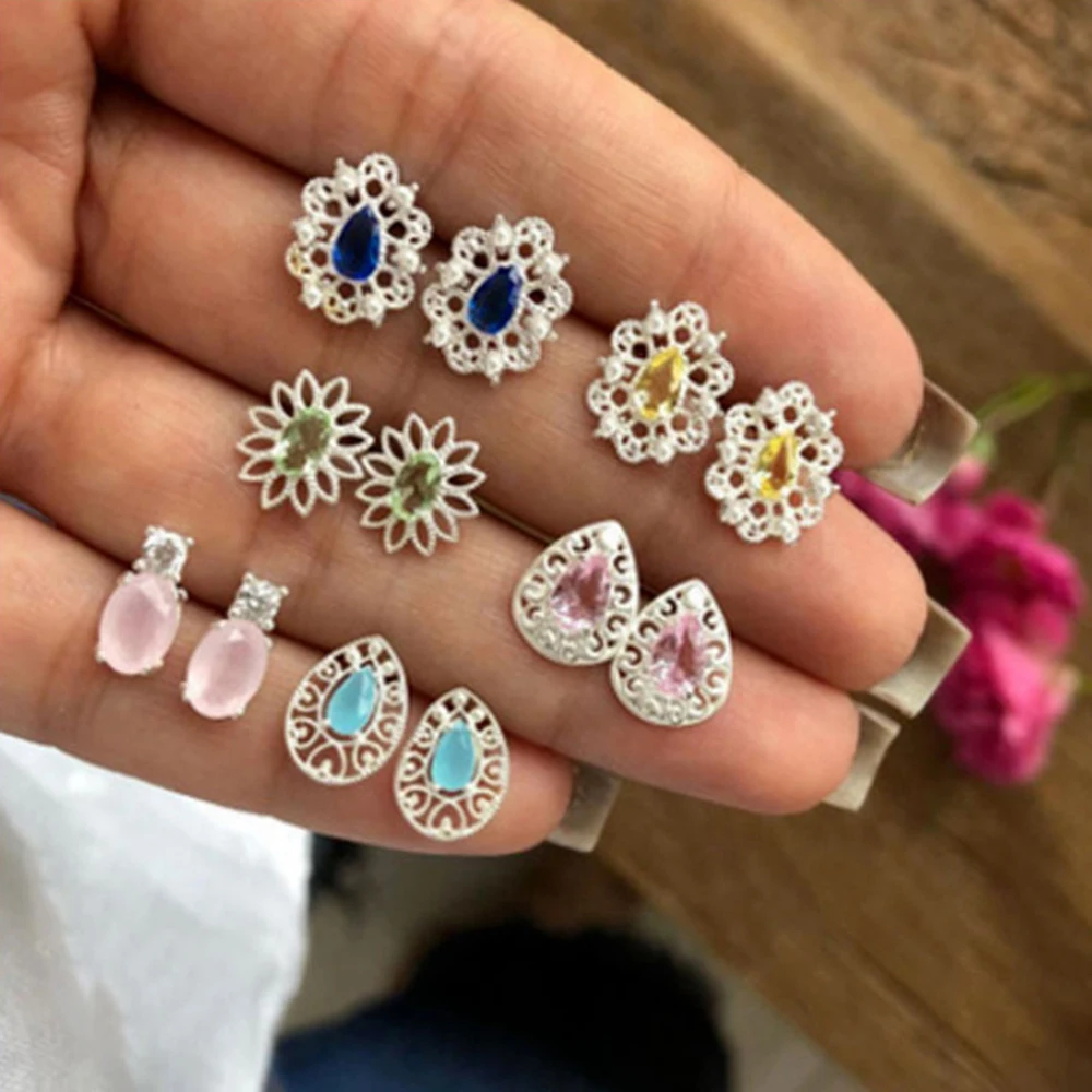 

6 Pairs Mixed Earrings Women Crystal Ear Simulated Pearl Jewelry Female Sweet Flower Design Vocation Beach Earrings