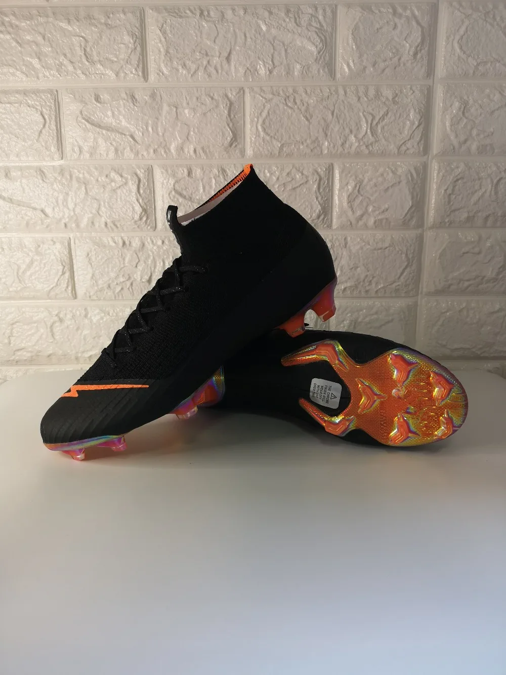 

Free Shipping New Arrival 2018-2019 Men and Women Outdoor Soccer Shoes,Cheap FG Football Shoes sales