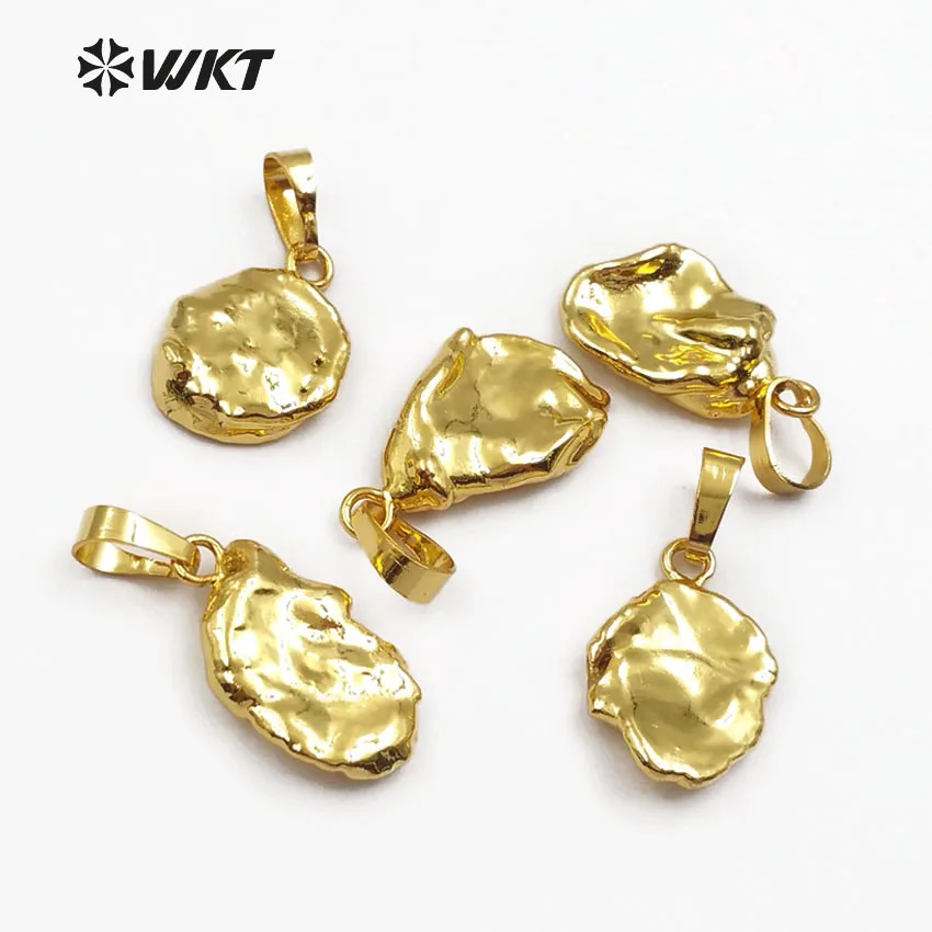 

WT-P1409 Simple Design Natural Baroque Pearl With Full Gold Electroplated Pendant Irregular Shape Pearl For Women Jewelry Making