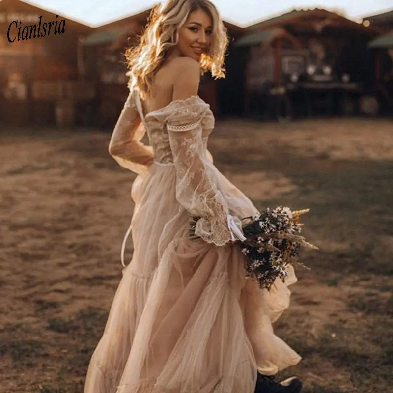

Charming 2020 Off The Shoulder Long Country Wedding Dresses With Sashes V-Neck Long Sleeve Lace Top Custom Made Wedding Dress
