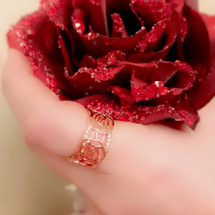 Iutopian бренд новое поступление Роза цветок полый дизайн кольцо для женщин антиаллергенное# RG96198