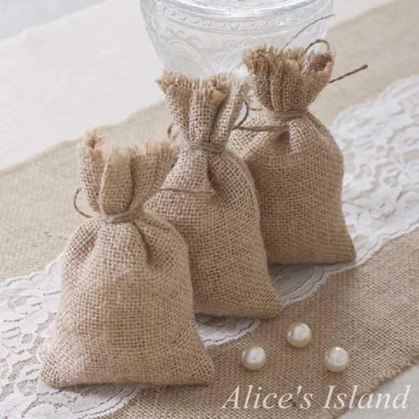 

50pcs/lot Hessian Burlap Gift Bag pack Rustic Wedding Party Favor Holder Baby Shower Birthday Anniversary Candy gift Bags