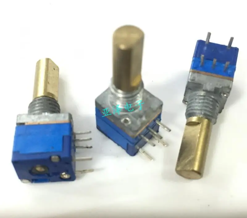 5pcs Taiwan RK08 type precision potentiometer with switch A5K shaft length 15MM volume