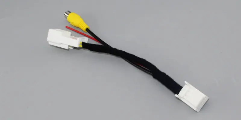 12-пен В комплект поставки входит адаптер жильный кабель для Skoda Octavia Mk3(5E) 2012~ заднего вида Камера преобразования раздельного видеосигнала(RCA, Вход