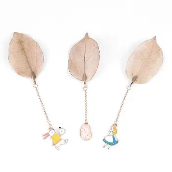 

1Pc Gold Metal Leaf Bookmark with Alice/Rabbit/Clock Pendant for Book Paper Reading