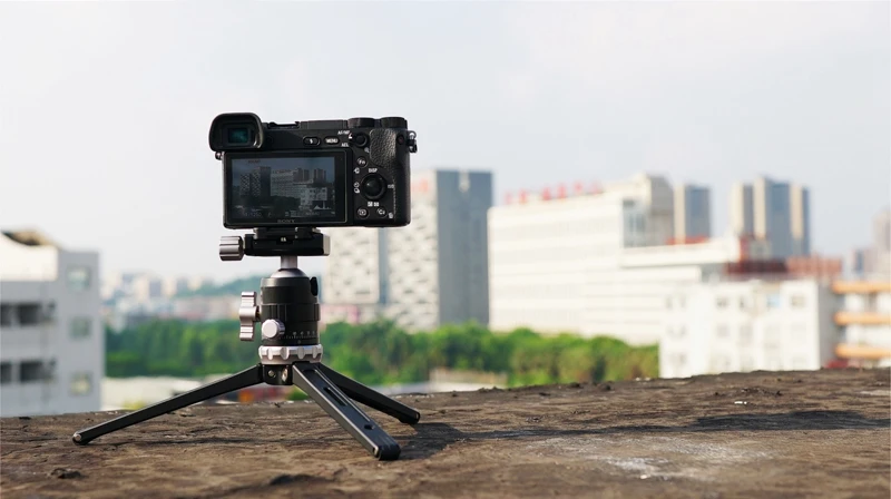 YC ONION Y1 Mini Tripod with Ball Head Load Capacity 10kg Portable Lightweight Aluminum Flexible DSLR Camera Phone Tripod (10)