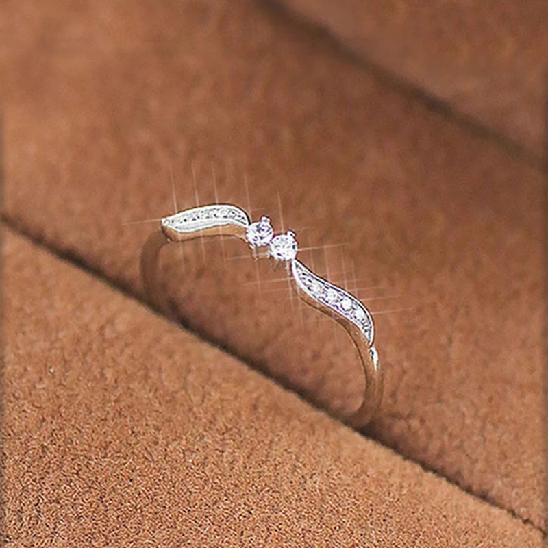 

Fashion Wedding Ring Sliver Rose Gold Color Rhinestone Rings Lady Geometry Leaf Crystal Ring 2018 Trend Charm Party Jewelry Gift