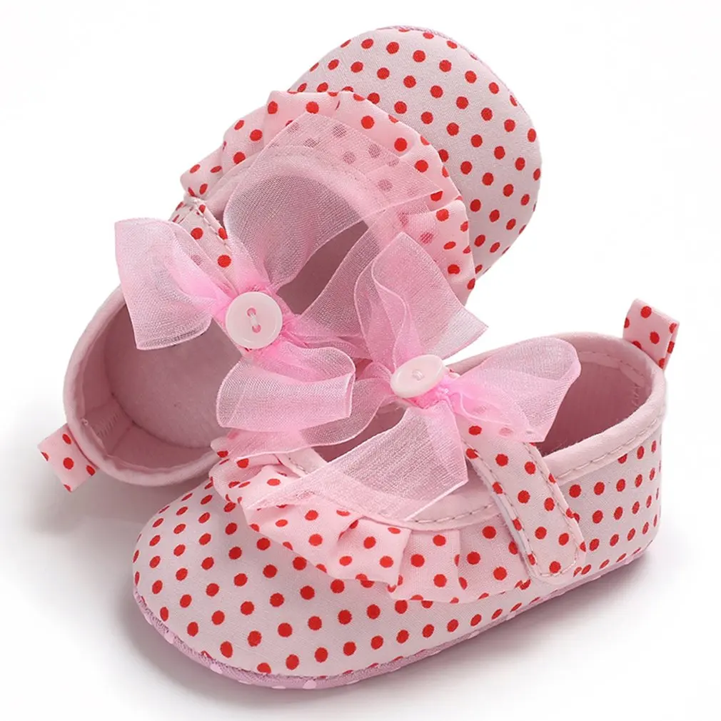 Cordón del bebé recién nacido zapatos cerrojo mágico primeros caminante zapatos Soft Dot niño bebés infantiles zapatillas infantil menina bebés 0-1Y Cordón del bebé recién nacido zapatos cerrojo mágico primeros caminante zapatos Soft Dot niño bebés infantiles zapatillas infantil menina bebés 0-1Y