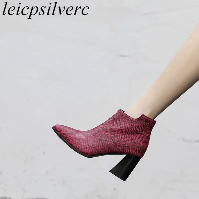 

Women Boots Autumn Winter High Heel Warm Pu Zip Ankle Thick Heel Plush Snakeskin Pattern 2019 New Sexy Fashion Gold Wine Red