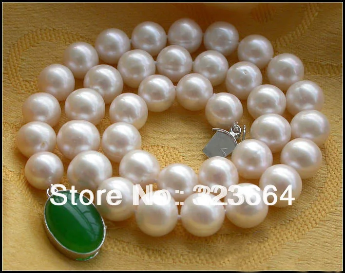 

AAA++ 17" 12mm ROUND WHITE FRESHWATER PEARL NECKLACE