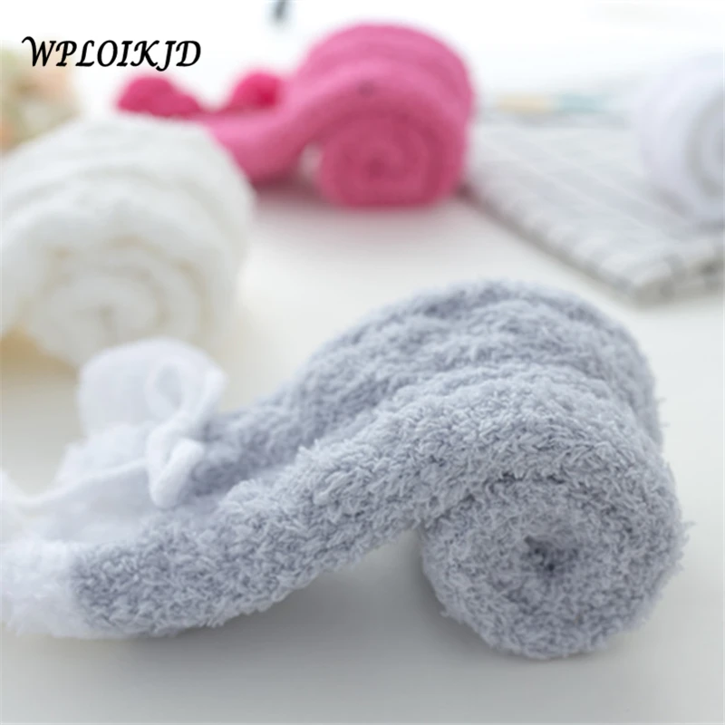 

[WPLOIKJD] Women Fluffy Velvet Fuzzy Warm Soft Bed Socks Novelty Female Kawaii Comfortable Fluffy Crew Cozy Solid Ankle Sock Sox