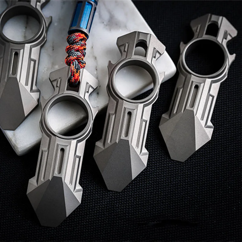 

Arrival Multifunctional EDC Crowbar Titanium Tools Bottle Opener Portable Screwdrivers Camping Tools Limited Edition Accessories