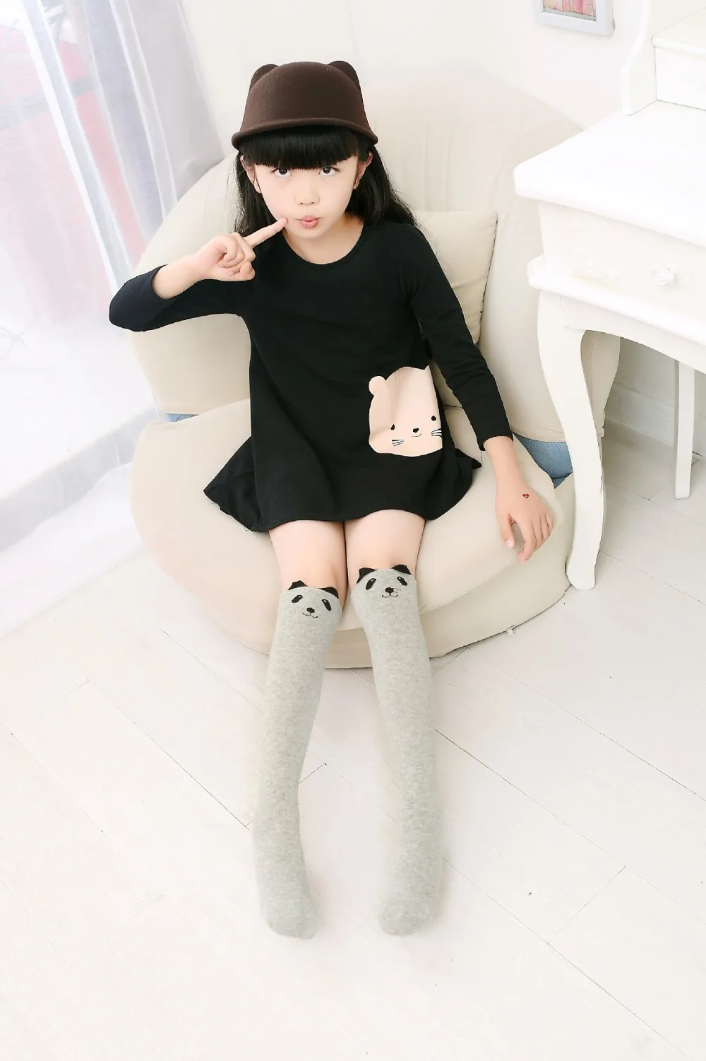 2477153867_1755773531