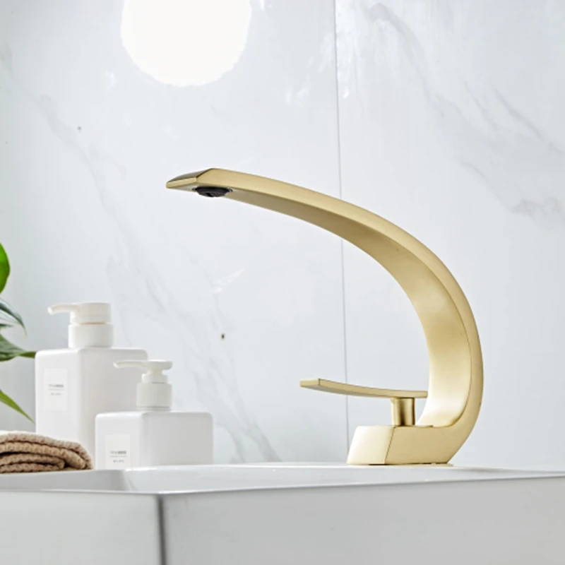 

Brushed Gold Brass Bathroom Faucet.basin Faucet Mixer Tap with Hot&cold Water.deck Mounted Water Brass Bronze HY2019