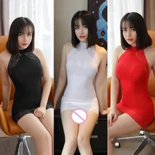 Lace bordered backless underwear super short frosted pajamas