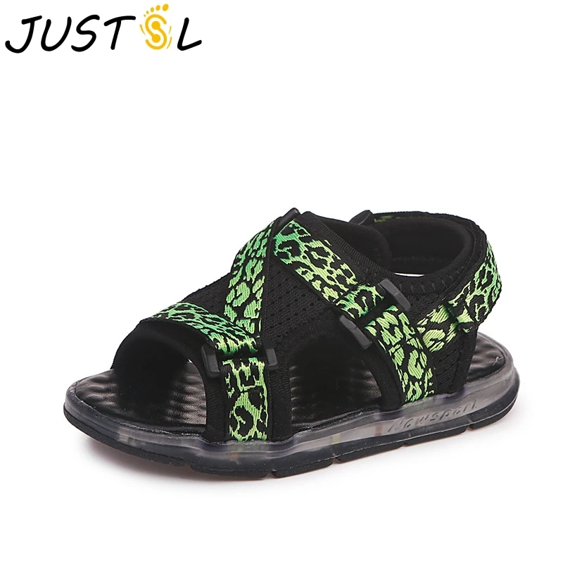 

JUSTSL 2018 summer new children's casual non-slip sandals LED boys girls light sandals sports luminous beach shoes size 21-30