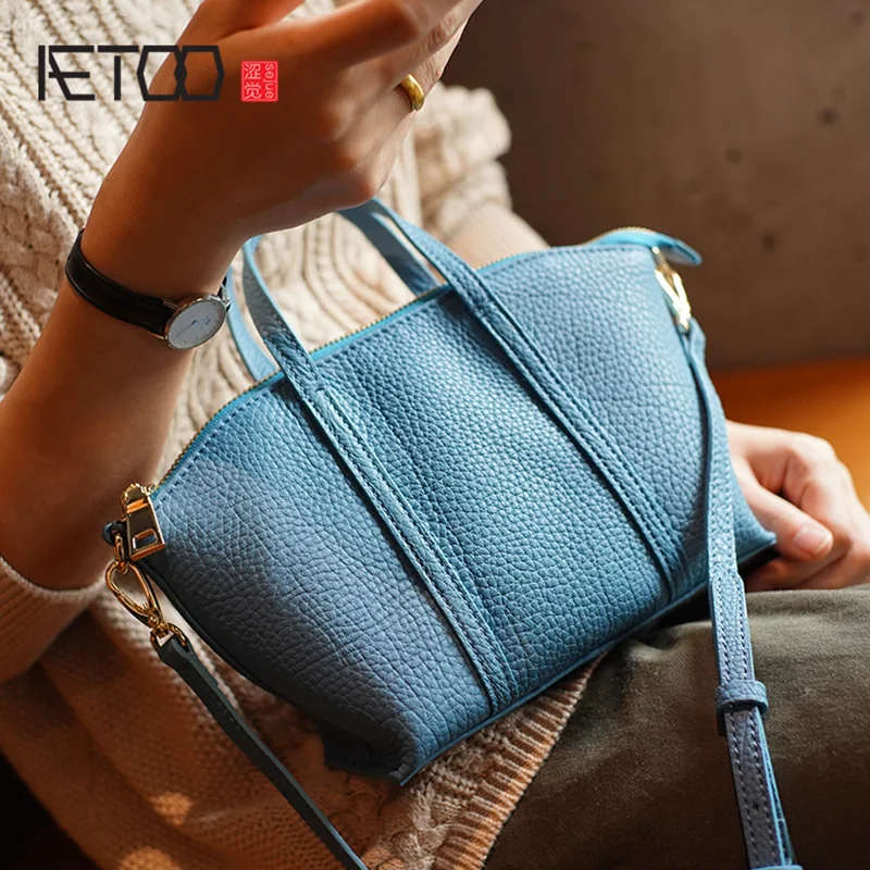 

AETOO Head-layer cowhide dumpling bag, new retro soft leather handbag, simple hundred shoulder crossbody bag