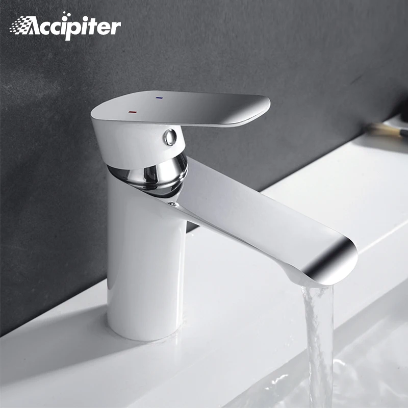 الحمام صنبور الطابق الخيالة حوض خلاط صنبور الكروم صنبور مصرف الغرور الساخن الماء البارد صنبور الأبيض اللوحة الحنفية صنبور