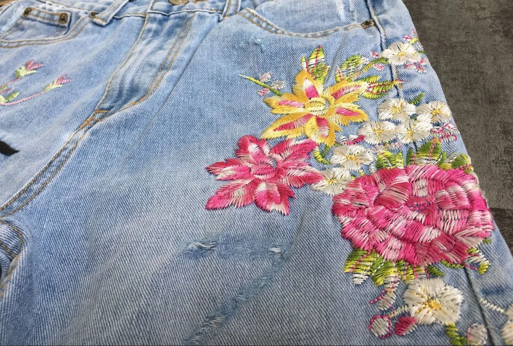 2017 Europe and the United States women's 3D three-dimensional heavy craft bird flowers front and rear side embroidery high waist straight irregular wear jeans (19)