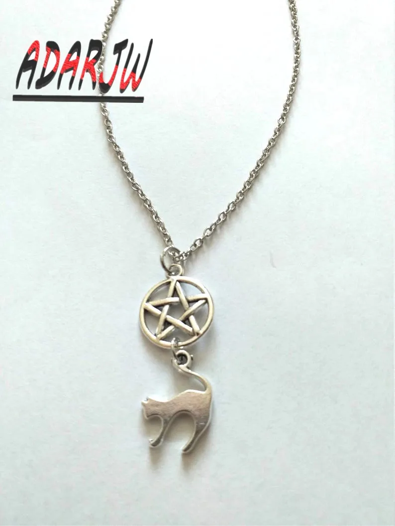 

NEW fashion Pentacle And Cat Necklace Jewelry woman's pendant Zoo geometric charm collarbone chain collar heretic The of gift