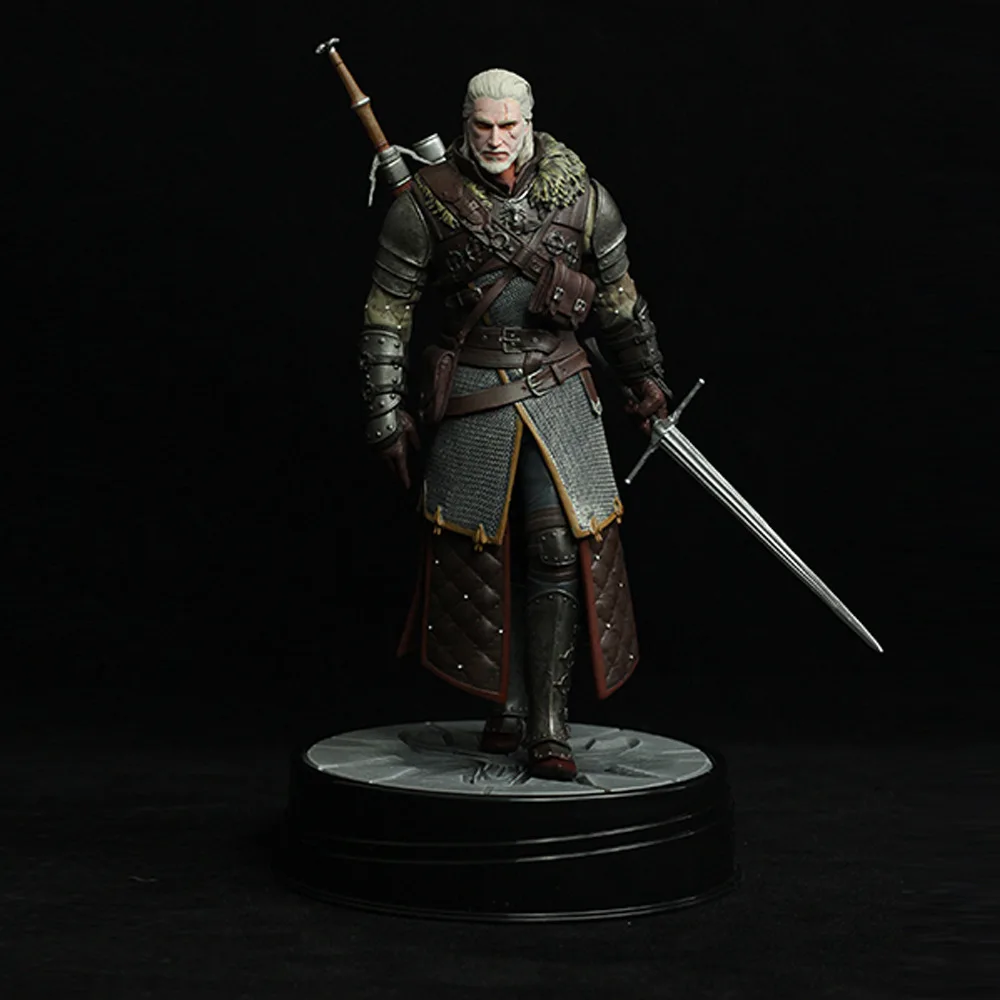 

New Arrival Dark Horse Deluxe The Witcher 3: Wild Hunt: Geralt Grandmaster Ursine Figure the witcher figure