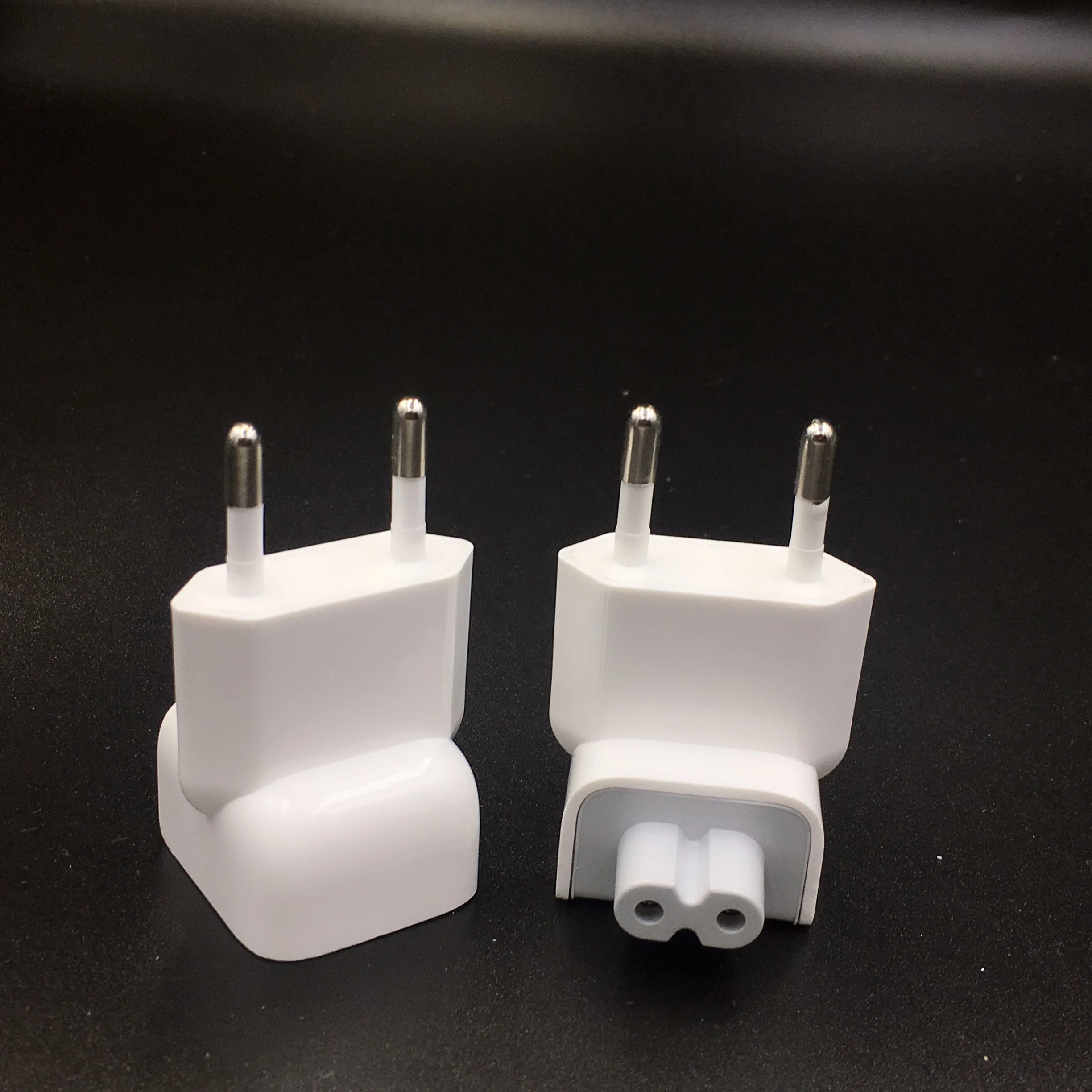 

Euro Pin Plug AC Duck Head Power Charger EU Wall AC Plug Adapter For Apple MacBook Pro Air iPad Electrical Europa Duck Head