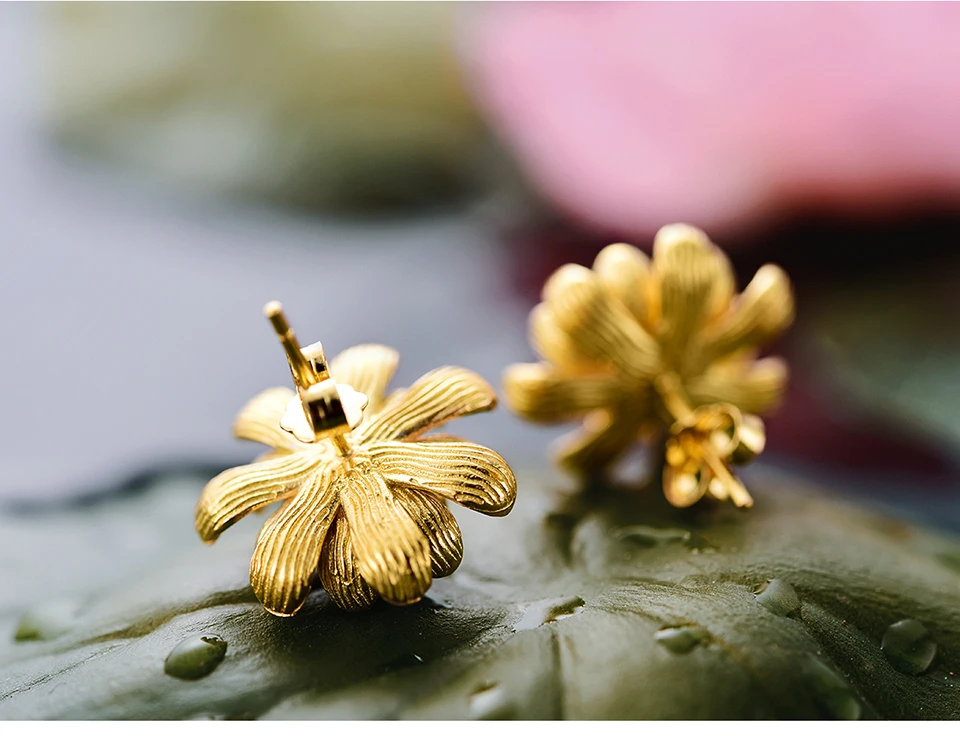 LFJA0005-Blooming-Lotus-Stud-Earrings_06