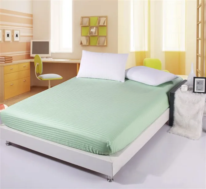 light green.jpg