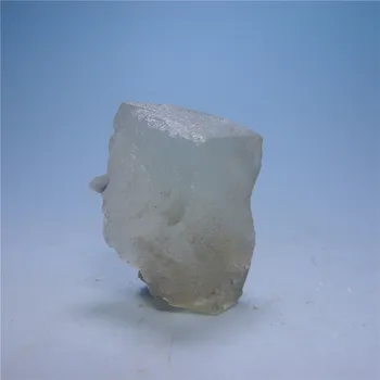

Gifts Hunan natural fluorite stone fort on a transparent mineral teaching specimen collection and processing raw stone-free