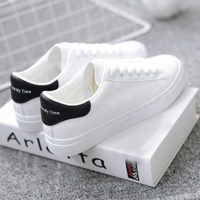 

2019 New Spring Shoes Woman Lace-Up White Shoes Woman PU Leather Solid Color Female Shoes Casual Women Shoes Sneakers EUR 36-42