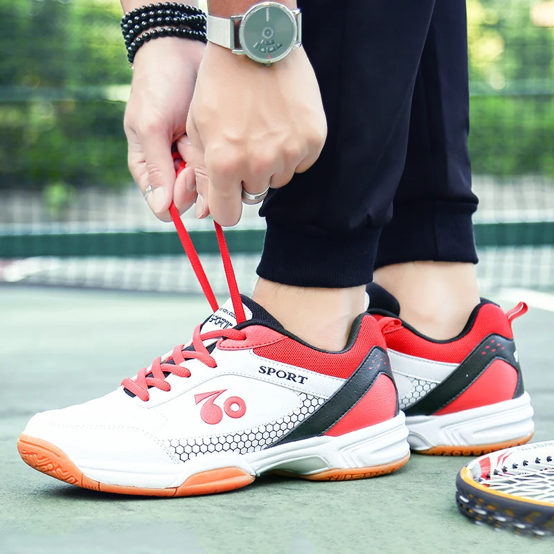 Новые Популярные стильные мужские теннисные туфли уличные беговые кроссовки на шнуровке Мужская Удобная спортивная обувь легкие мягкие на шнуровке мужские спортивные