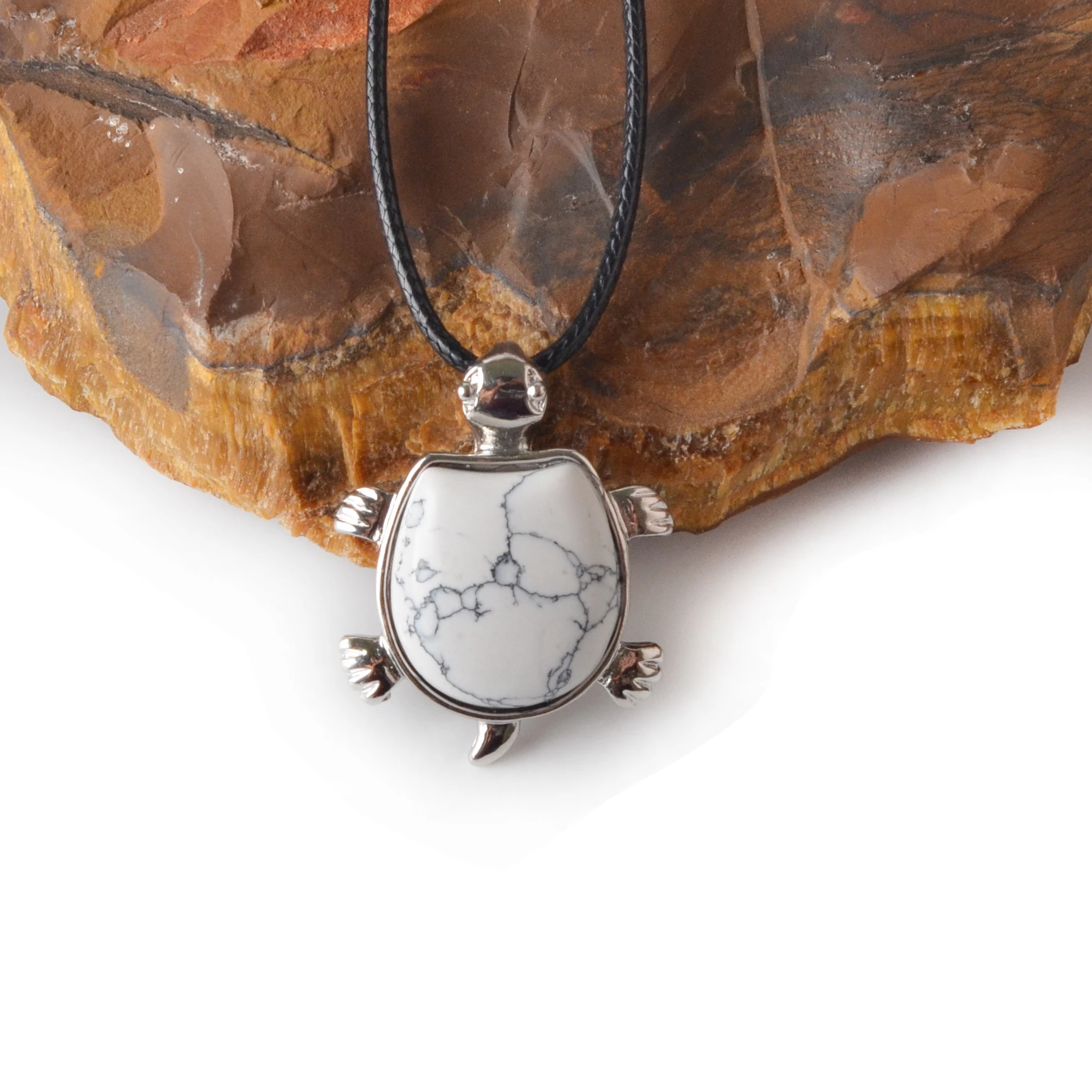 Фото Подвеска Howlite Turtle Nacklace из натуральных полудрагоценных камней, подарок для мужчин и женщин №5