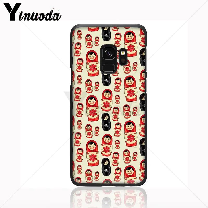 Cute Russian Dolls Pattern Matryoshka