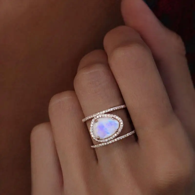 Fashion Jewelry Exquisite Ring Women Moonstone Rose Gold Engagement Ring For Party Wedding