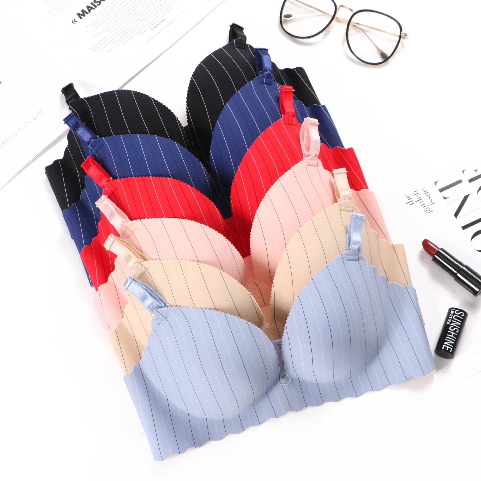 

Fashion big size Bra For Woman Push Up bra Sexy One Piece Lingeries Underwear Bra duoble cup deep u bra for girl 32 34 36 38 A B