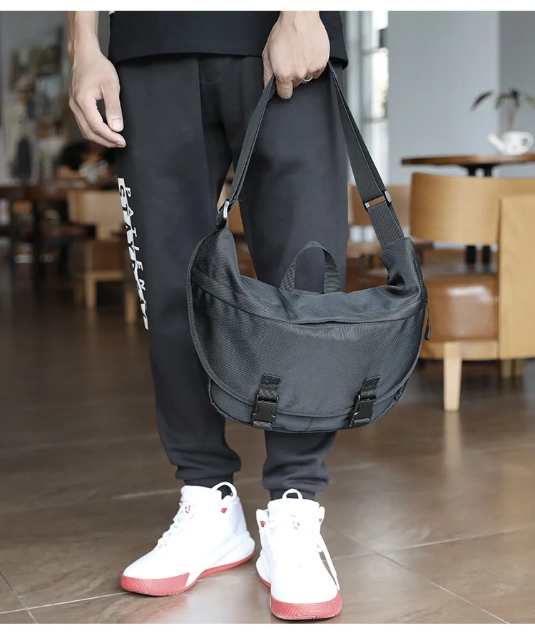 messenger bag  (17)